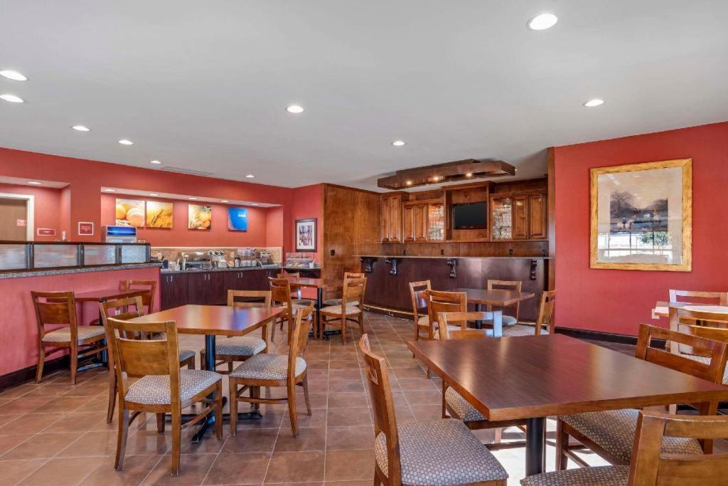 Comfort Suites Greenwood Εξωτερικό φωτογραφία