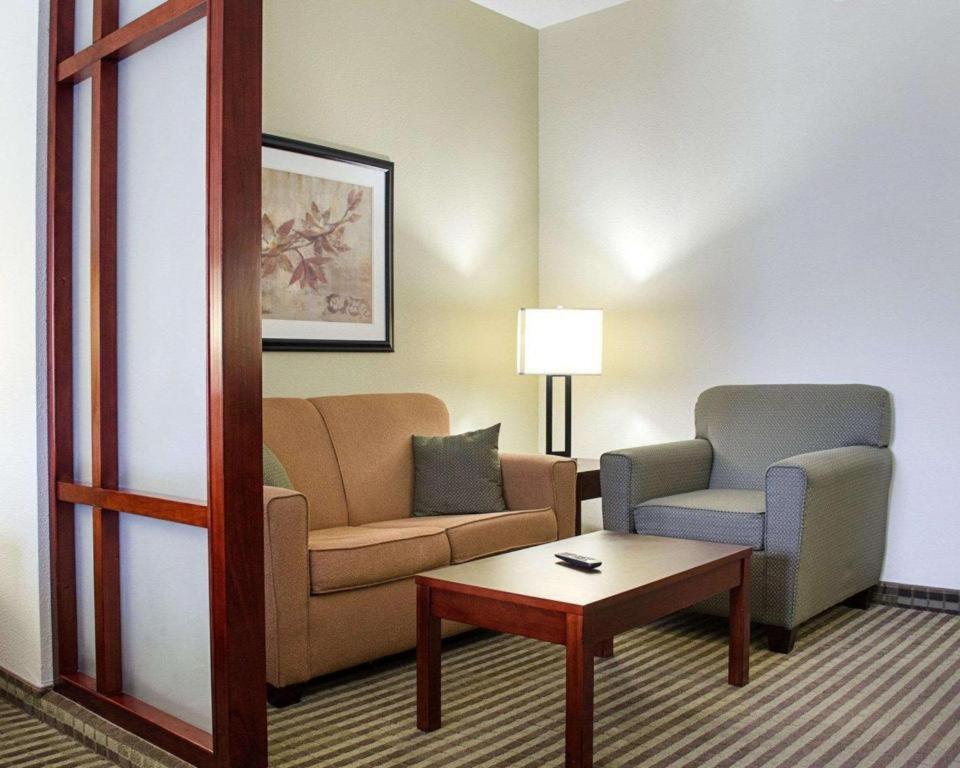 Comfort Suites Greenwood Εξωτερικό φωτογραφία